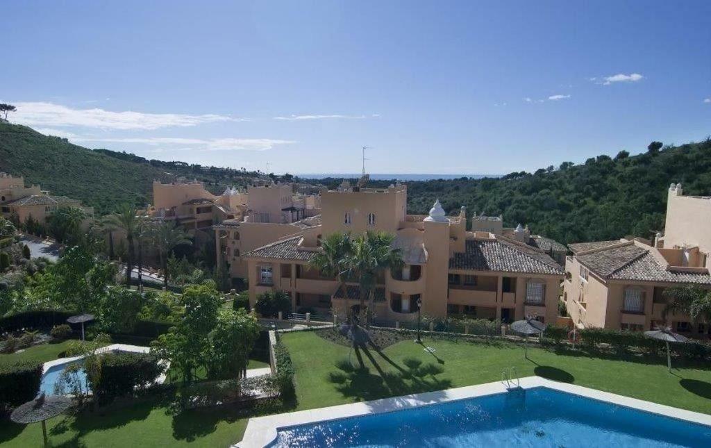 Apartment Ref 12 Luxury Aparment With Views *